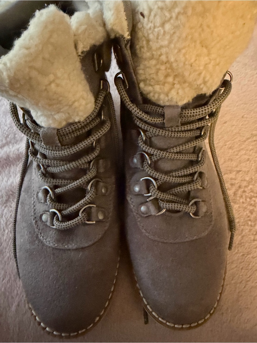 Women's Gray Suede Lace-Up Winter Ankle Boots with Shearling 8